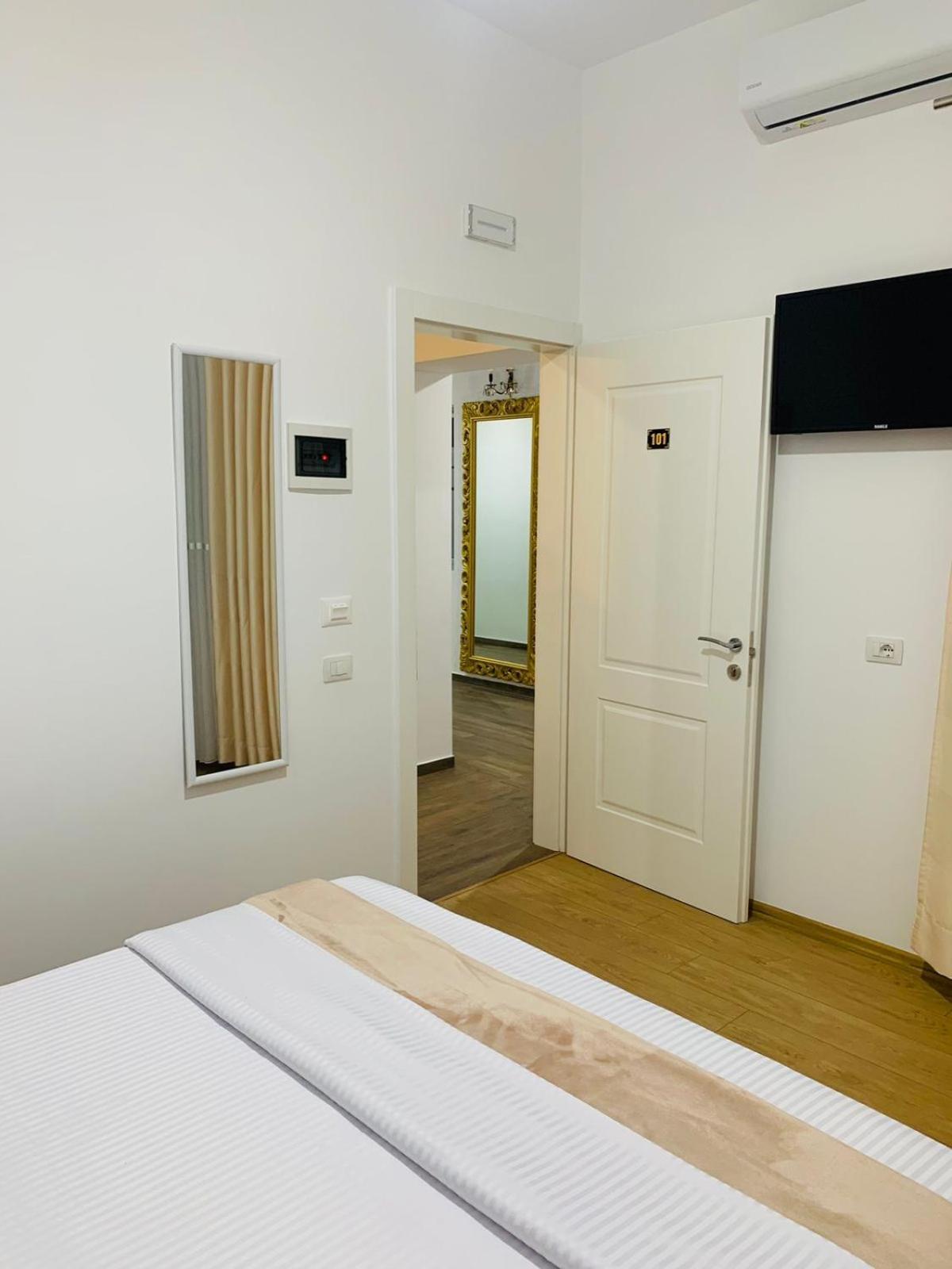 Franko Hotell *